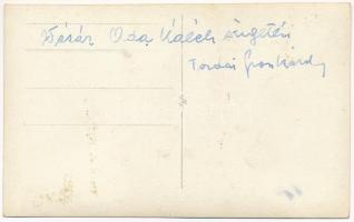 Ada Kaleh, vásár a szigeten, török bazár üzletek. Tordai Gross Károly festőművész fotója és saját ke...