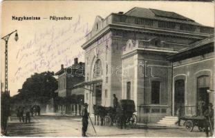 1915 Nagykanizsa, pályaudvar, vasútállomás, lovaskocsik (EM)