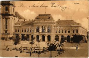 1911 Eger, Városháza, Braun Adolf, Détsy és Rothschild, Lázár Jónás és Társai üzlete, Gyógyszertár, piac. Károly Károly kiadása (EB)