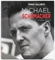 Pino Allievi: Michael Schumacher. Immagini di una vita/A life in pictures. Vimodrone, 2019, Giorgio Nada. Rendkívül gazdag képanyaggal illusztrálva. Kiadói egészvászon-kötés, kiadói papír védőborítóval.