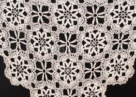Régi csipke terítő, 80x80cm