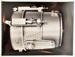 cca 1980 Csepel művek. Fotókból álló könyv kb 40 oldal