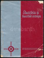 1934 Ausztria, a turisták országa. Magyar nyelvű, gazdag képanyaggal illusztrált idegenforgalmi ismertető. Kiadói papírkötés, sérült, viseltes borítóval, egy-két kisebb lapszéli szakadással.