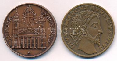 Szolláth György (1927-2009) / Vadász György (1924-1997) 1982. "MÉE XII. Vándorgyűlése - Szombathely / Marcus Aurelius" bronz emlékérem (42,5mm) + Fritz Mihály (1947-) 1991. "II. János Pál Debrecenben / 1038. Augusztus 16. - 1991. Augusztus 16-20." bronz emlékérem kapszulában (42,5mm) T:UNC