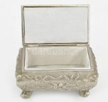 Fém ékszeres doboz. Bologna képpel. 10x6 cm