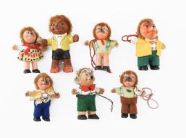 7 darab régi Mecki sün figura, m: 7-8 cm