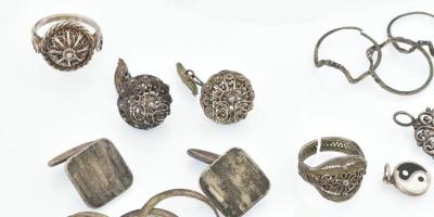 Vegyes tört ezüst tétel ép darabokkal 105 g