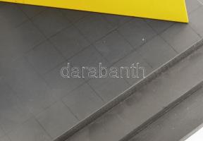 Ingo Glass (1941-2022): Holocaust emlékmű terv, Bp., VII. ker. Festett acéllemez, fa talapzaton. M 1...