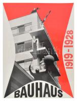 Bauhaus 1919-1928. Szerk.: Herbert Bayer, Walter Gropius, Ise Gropius. New York, 1990, The Museum of Modern Art. Gazdag fekete-fehér képanyaggal illusztrálva. Angol nyelven. Kiadói papírkötés, jó állapotban.