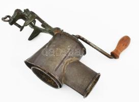 "Carmen" gyermekjáték diódaráló. Működőképes, használható, de eredetileg gyermekek számára...