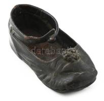 1912 Galvanikus úton rézzel bevont cipő. Emléktárgy. Sérüléssel, h: 13 cm