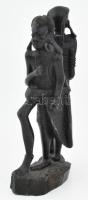 XX. század első fel, Dél-Afrika, két nő, faragott fa szobor, kopással, m: 23 cm