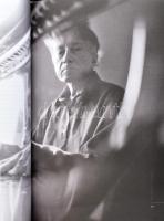 Szőnyi Szilárd (szerk.): Bölcsek könyve. Tizenkét interjú cseppet sem tucatemberekkel. 2015, Heti Vá...