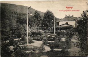 Rozsnyó, Roznava; Vasas gyógyfürdő park részlet / spa, bath, park (Rb)