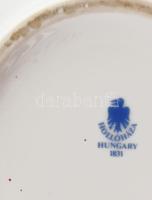 Hollóházi paradicsommadár mintás váza, pereménél kiszélesedő kehely alak, jelzéssel, matricás, hibát...