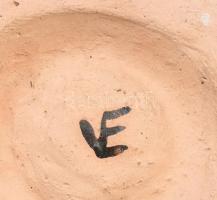 Vén Edit (1937-): Arc. Mázas kerámia fali plakett folyófű kiegészítéssel, jelzéssel, minimális kopot...