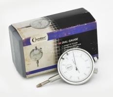 Indikátor óra távolságmérő eredeti dobozában