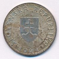 Szlovákia 1944. 10K Ag "Templom kereszt nélkül- Pribina gróf" T:XF patina 
Slovakia 1944....