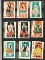 Magyar és külföldi gyufacímkék berakóban, 168 db