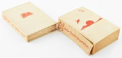 Lin Yutang: Mi kínaiak, Révai, 1939 + Egy múló pillanat, második könyv, Révai, 1941, kissé sérült egészvászon kötésben