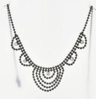 Launder France fém és köves iparművész nyaklánc jelzett dobozzal