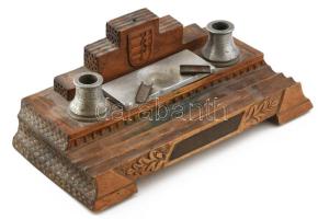 Íróasztali tolltartó készlet. faragott fa, magyar címerrel XX. sz. eleje, 28×15 cm