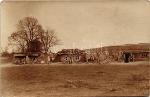 Első világháborús osztrák-magyar zászlóalj parancsnokság "Isten Hozott" katonai tábor / WWI K.u.k. military camp. photo (EB)