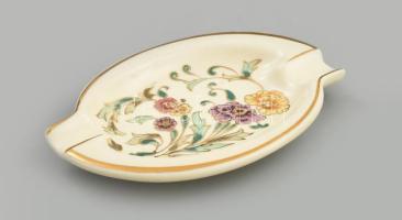 Zsolnay virágmintás hamuzó, jelzéssel, mázrepedéssel, h: 12 cm