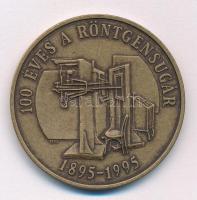 Csóka Zsuzsanna (1962-) 1995. "100 éves a röntgensugár 1895-1995 / XVII. Heves Megyei Orvos-Gyógyszerész - II. szakdolgozói napok - Gyöngyös 1995. Szept. 29-30." bronz emlékérem (42,5mm) T:XF