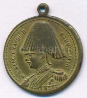 Románia ~1930. "Iskolai díj / II. Károly" sárgaréz emlékérem füllel (23mm) T:XF,VF Romania ~1930. "Premiul i Scolar / Carol II" brass medallion with ear (23mm) C:XF,VF