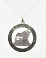 Ezüst(Ag) lánc medállal, jelzett, h: 38 cm, bruttó: 4,2 g