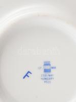 Zsolnay 6 személyes rózsamintás étkészlet. Matricás rózsamintával díszített, pereménél tollazott, ar...