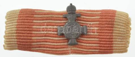 1916. "Koronás Vas Érdemkereszt a Vitézségi Érem szalagján" kitüntetés mellszalagja T:XF NMK 227.