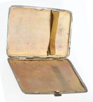 Ezüst (Ag) cigaretta tárca, Payer Gizella képzőművész monogramjával, cca 1930, jelzett, 7×9 cm, 85 g