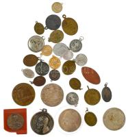 Magyar és külföldi 30db-os vallási medál és kegyérem tétel T:2-3