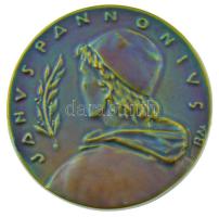 Borsos Miklós (1906-1990) DN "Janus Pannonius" eozin mázas zsolnai porcelán emlékérem (120mm) T:AU
