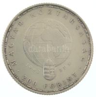 1992. 200Ft Ag "Veszélyeztetett állatvilág - Fehér gólya" műanyag tokban T:XF felszíni kar...