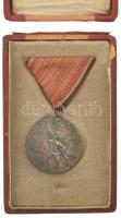 1959. "Tanácsköztársasági Emlékérem" ezüstözött bronz kitüntetés, eredeti mellszalagon, eredeti tokban T:AU NMK 702.
