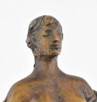 Lantos Györgyi (1953-): A hullámokon. Bronz szobor, márvány talapzaton, melyre ragasztással is erősí...