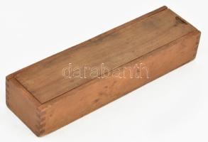 Antik domino szett, 5,5x2,5 cm, jó állapotban, fa dobozában