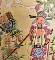 Nagyméretű kínai mintás padlóváza, masszába nyomott és festett díszítéssel, jelzéssel, minimális kop...