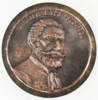 SZJ jelzéssel: Orbán Balázs 1829-1890. Formára préselt bronzlemez, bronz tálra cinezve, kopással, d: 18,5 cm