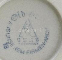 Gerz vadászmintás söröskorsó, steinzeug, vadászjelenettel és vadászó puttós jelenettel díszített, je...