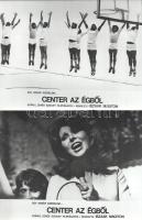 cca 1977 ,,Center az égből című szovjet filmvígjáték jelenetei és szereplői, 16 db vintage produkciós filmfotó ezüst zselatinos fotópapíron, a használatból eredő (esetleges) kisebb hibákkal, 18x24 cm