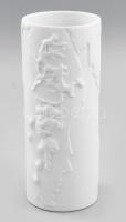 Hollóháza Stúdió Hungary dombormintás fehér porcelán váza. Jelzéssel, hibátlan, m: 20 cm