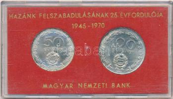 1970. 50Ft Ag + 100Ft Ag &quot;Felszabadulás&quot; eredeti piros &quot;MNB&quot; plasztik tokban T:UNC patina Adamo EM36; EM37