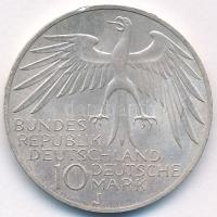 NSZK 1972J 10M Ag "Müncheni Olimpia - Stadion" T:AU,XF patina
FRG 1972J 10 Mark Ag "...