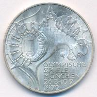 NSZK 1972J 10M Ag "Müncheni Olimpia - Stadion" T:AU,XF patina FRG 1972J 10 Mark Ag "Münich Olympics - Stadium" C:AU,XF patina Krause KM#133