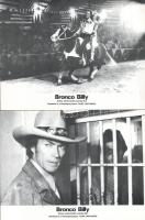 cca 1980 ,,Bronco Billy&quot; című amerikai film jelenetei és szereplői, 10 db produkciós filmfotó nyomdatechnikával sokszorosítva kartonpapírra, egyoldalas nyomással, a használatból eredő (esetleges) kisebb hibákkal, 18x24 cm