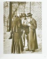 Körner András: Hogyan éltek? A magyar zsidók hétköznapi élete 1867-1940. Bp., 2013, Corvina, 229 p. ...